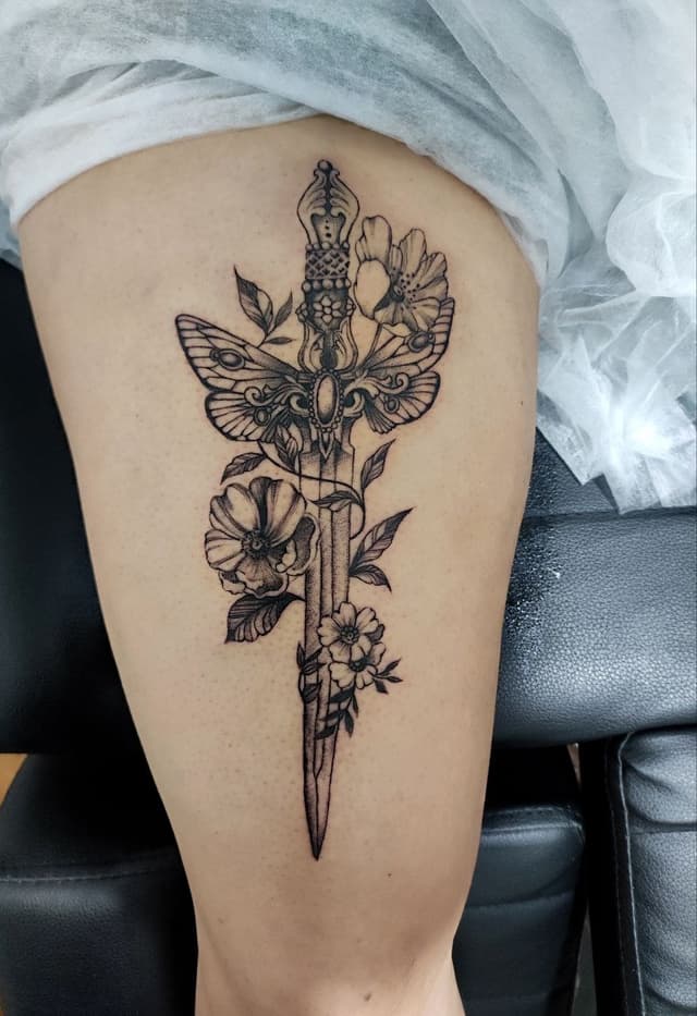 gallery-http://admin.sayeh-tattoo.ir/media/images/6.jpeg